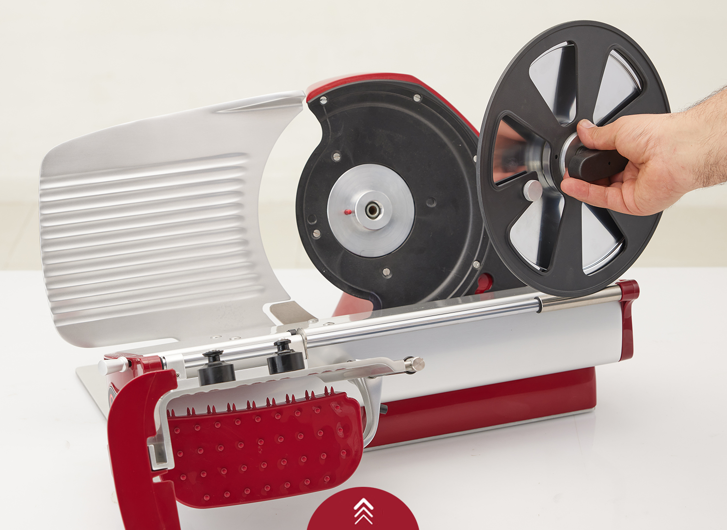 STRUCTURE AVEC SCELLEMENT À L'ARRIÈRE DE LA LAME