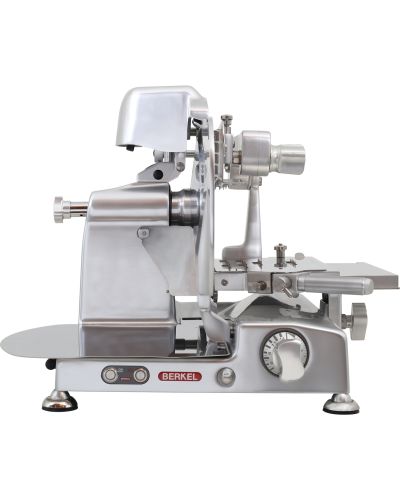 Suprema vertical deli slicer PES315