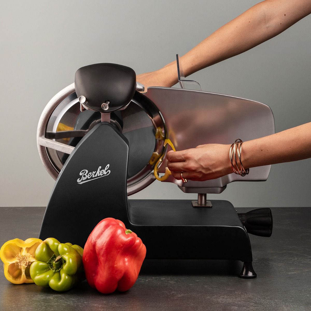 red line 250 slicer in use